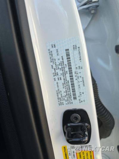 2025 Ford F-150 XLT Crew Cab Short Bed - zdjęcie 5 z 22 - miniatura