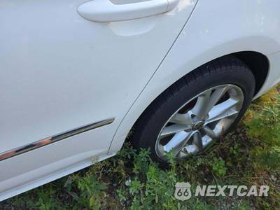 2010 Volkswagen CC Luxury - zdjęcie 19 z 21 - miniatura