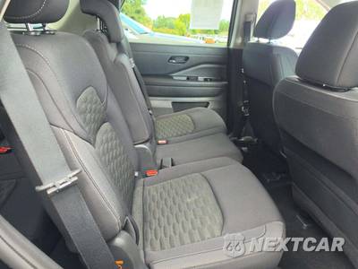 2024 Nissan Pathfinder S - zdjęcie 17 z 20 - miniatura