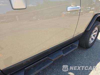 2014 Toyota FJ Cruiser w/Rear Doors - zdjęcie 27 z 32 - miniatura