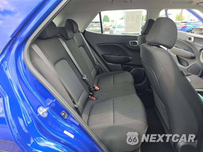 2025 Hyundai Venue SE - zdjęcie 16 z 19 - miniatura