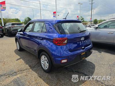 2025 Hyundai Venue SE - zdjęcie 2 z 19 - miniatura