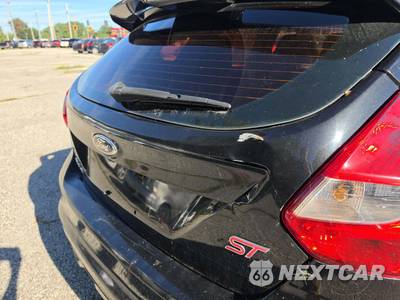 2014 Ford Focus ST Hatchback - zdjęcie 25 z 28 - miniatura