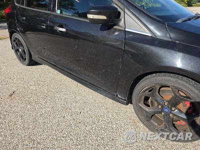 2014 Ford Focus ST Hatchback - zdjęcie 28 z 28 - miniatura