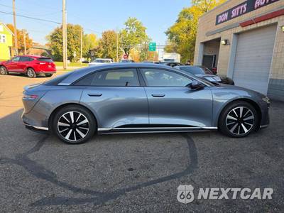 2023 Lucid Air Pure - zdjęcie 4 z 18 - miniatura