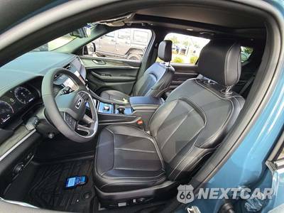 2026 Jeep Grand Cherokee L Limited - zdjęcie 6 z 22 - miniatura