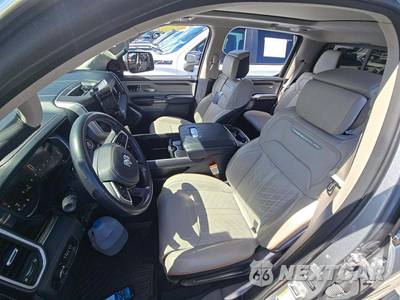 2025 Ram 1500 Tungsten Crew Cab Short Bed - zdjęcie 6 z 20 - miniatura