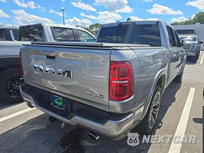 2025 Ram 1500 Tungsten Crew Cab Short Bed - zdjęcie 3 z 20 - miniatura