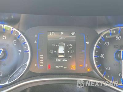 2020 Chrysler Pacifica Touring 121.6" WB - zdjęcie 6 z 21 - miniatura