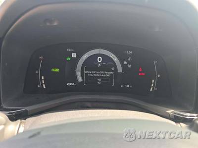 2025 Toyota Camry SE - zdjęcie 9 z 21 - miniatura