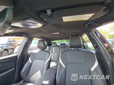 2025 Toyota Camry SE - zdjęcie 11 z 21 - miniatura