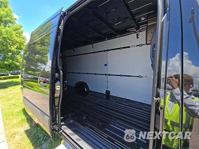 2025 Mercedes-Benz Sprinter 2500 Cargo Van High Roof 170.0" WB - zdjęcie 16 z 20 - miniatura