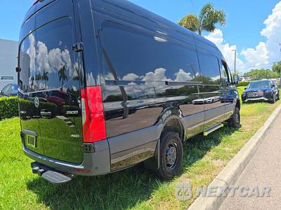 2025 Mercedes-Benz Sprinter 2500 Cargo Van High Roof 170.0" WB - zdjęcie 3 z 20 - miniatura