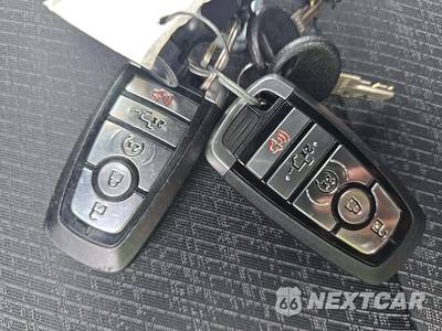 2023 Ford F-150 XLT Crew Cab Short Bed - zdjęcie 8 z 21 - miniatura