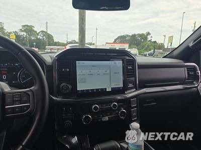 2023 Ford F-150 XLT Crew Cab Short Bed - zdjęcie 10 z 21 - miniatura