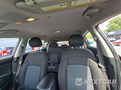 2015 Kia Sportage LX - zdjęcie 11 z 23 - miniatura