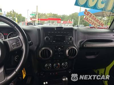 2017 Jeep Wrangler Unlimited Sport - zdjęcie 10 z 22 - miniatura
