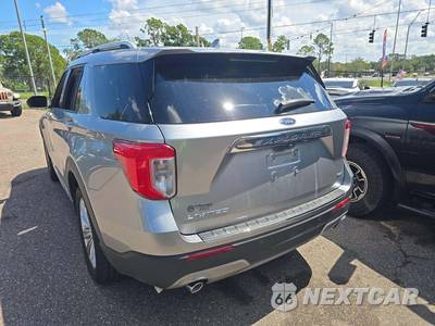 2020 Ford Explorer Limited - zdjęcie 2 z 22 - miniatura