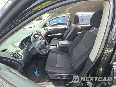 2019 Nissan Pathfinder SV - zdjęcie 6 z 25 - miniatura