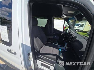2024 Mercedes-Benz Sprinter 2500 Passenger Van 144.0" WB - zdjęcie 19 z 21 - miniatura