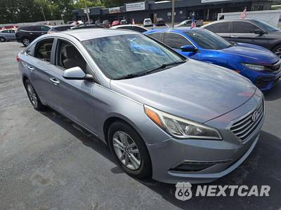2015 Hyundai Sonata SE - zdjęcie 4 z 31 - miniatura
