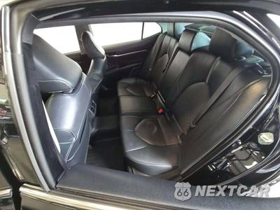 2021 Toyota Camry XSE - zdjęcie 13 z 26 - miniatura