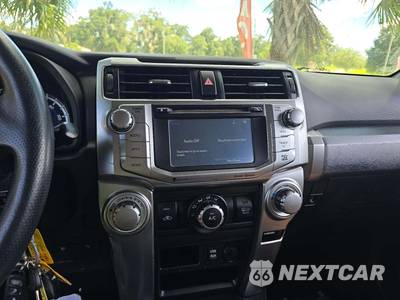 2017 Toyota 4Runner SR5 - zdjęcie 10 z 25 - miniatura