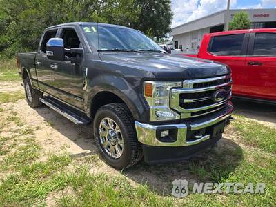 2021 Ford Super Duty F-250 Lariat Crew Cab Medium Bed - zdjęcie 4 z 20 - miniatura