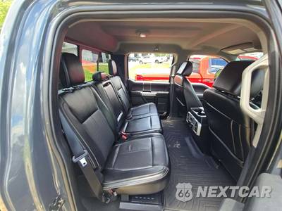 2021 Ford Super Duty F-250 Lariat Crew Cab Medium Bed - zdjęcie 16 z 20 - miniatura