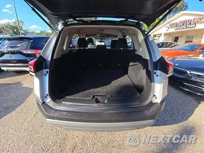 2023 Nissan Rogue SV - zdjęcie 14 z 23 - miniatura