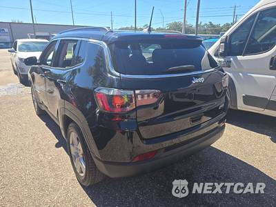 2022 Jeep Compass Latitude - zdjęcie 2 z 22 - miniatura