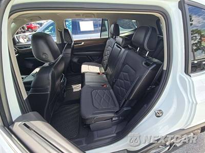 2024 Volkswagen Atlas 2.0T SE w/Technology - zdjęcie 13 z 21 - miniatura