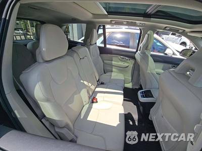 2020 Volvo XC90 T5 Momentum 7-Passenger - zdjęcie 17 z 21 - miniatura