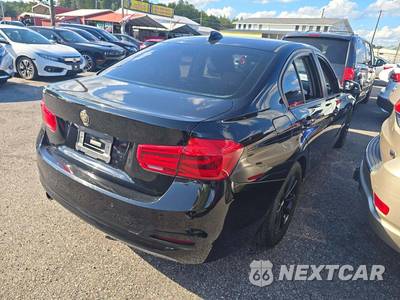2017 BMW 3 Series Sedan 320i - zdjęcie 3 z 25 - miniatura