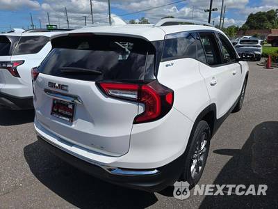 2024 GMC Terrain SLT 4SA - zdjęcie 3 z 20 - miniatura