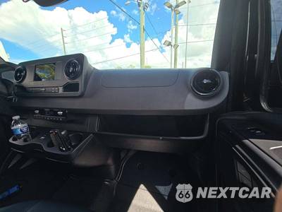 2022 Mercedes-Benz Sprinter 2500 Passenger Van High Roof 170.0" WB - zdjęcie 20 z 23 - miniatura