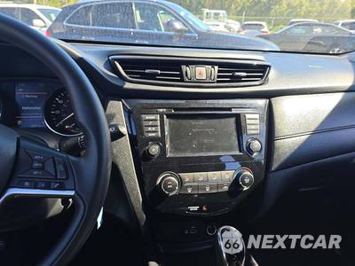 2020 Nissan Rogue S - zdjęcie 10 z 25 - miniatura