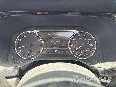 2022 Nissan Pathfinder SV - zdjęcie 9 z 25 - miniatura