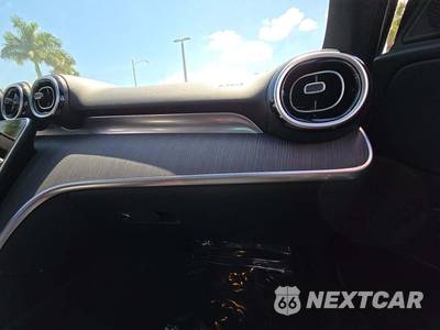 2026 Mercedes-Benz C 300 - zdjęcie 19 z 20 - miniatura