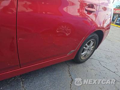 2010 Toyota Prius III - zdjęcie 22 z 23 - miniatura