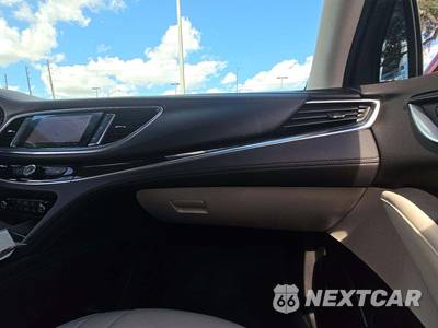 2022 Buick Enclave Essence 1SL - zdjęcie 20 z 22 - miniatura