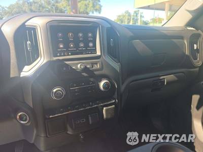 2022 Chevrolet Silverado 1500 Custom Crew Cab Short Bed 1CX - zdjęcie 10 z 26 - miniatura