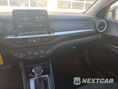 2024 Kia Forte LXS - zdjęcie 10 z 24 - miniatura