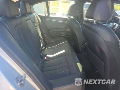 2021 BMW 5 Series Sedan 530i - zdjęcie 16 z 20 - miniatura