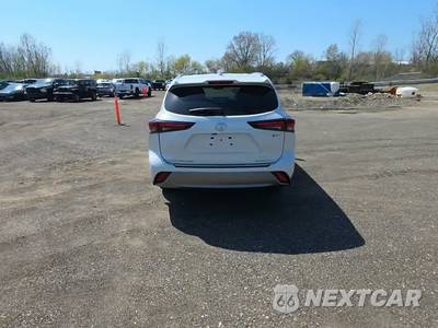 2026 Toyota Highlander Hybrid Limited - zdjęcie 4 z 33 - miniatura