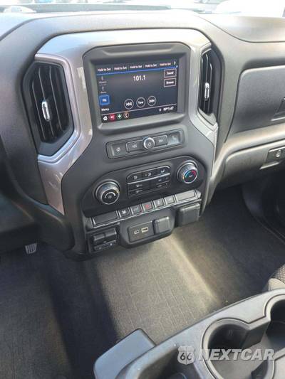 2021 Chevrolet Silverado 2500HD Custom Crew Cab Medium Bed 1CX - zdjęcie 10 z 24 - miniatura