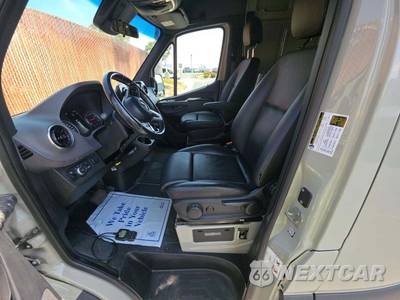 2022 Mercedes-Benz Sprinter 2500 Cargo Van Standard Roof 144.0" WB - zdjęcie 6 z 29 - miniatura