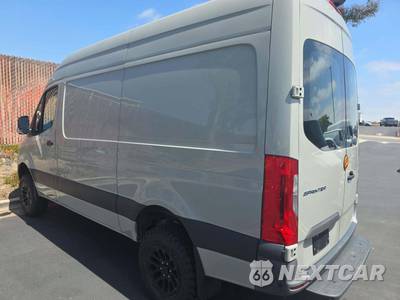 2022 Mercedes-Benz Sprinter 2500 Cargo Van Standard Roof 144.0" WB - zdjęcie 2 z 29 - miniatura