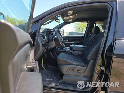 2018 Nissan TITAN XD SV Crew Cab Medium Bed - zdjęcie 3 z 26 - miniatura