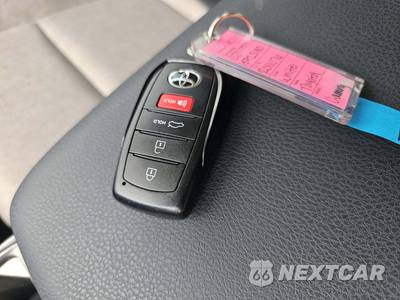 2026 Toyota Camry LE - zdjęcie 8 z 24 - miniatura